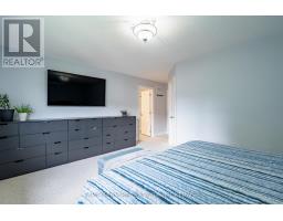 7 Mancini Drive, Essa, ON L0M1B1 Photo 16
