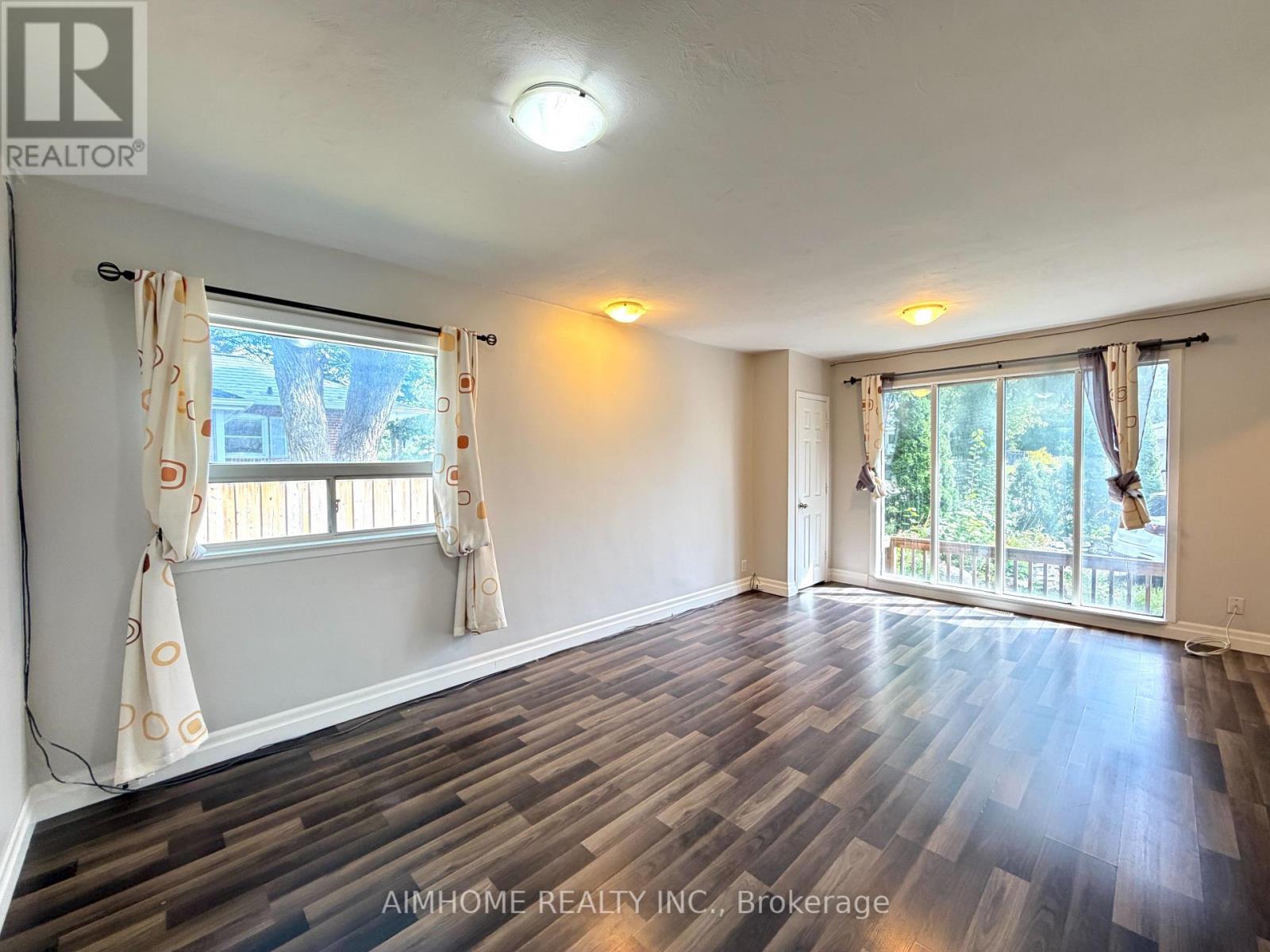MAIN - 887 SRIGLEY STREET, Newmarket (Gorham-College Manor) — photo 4
