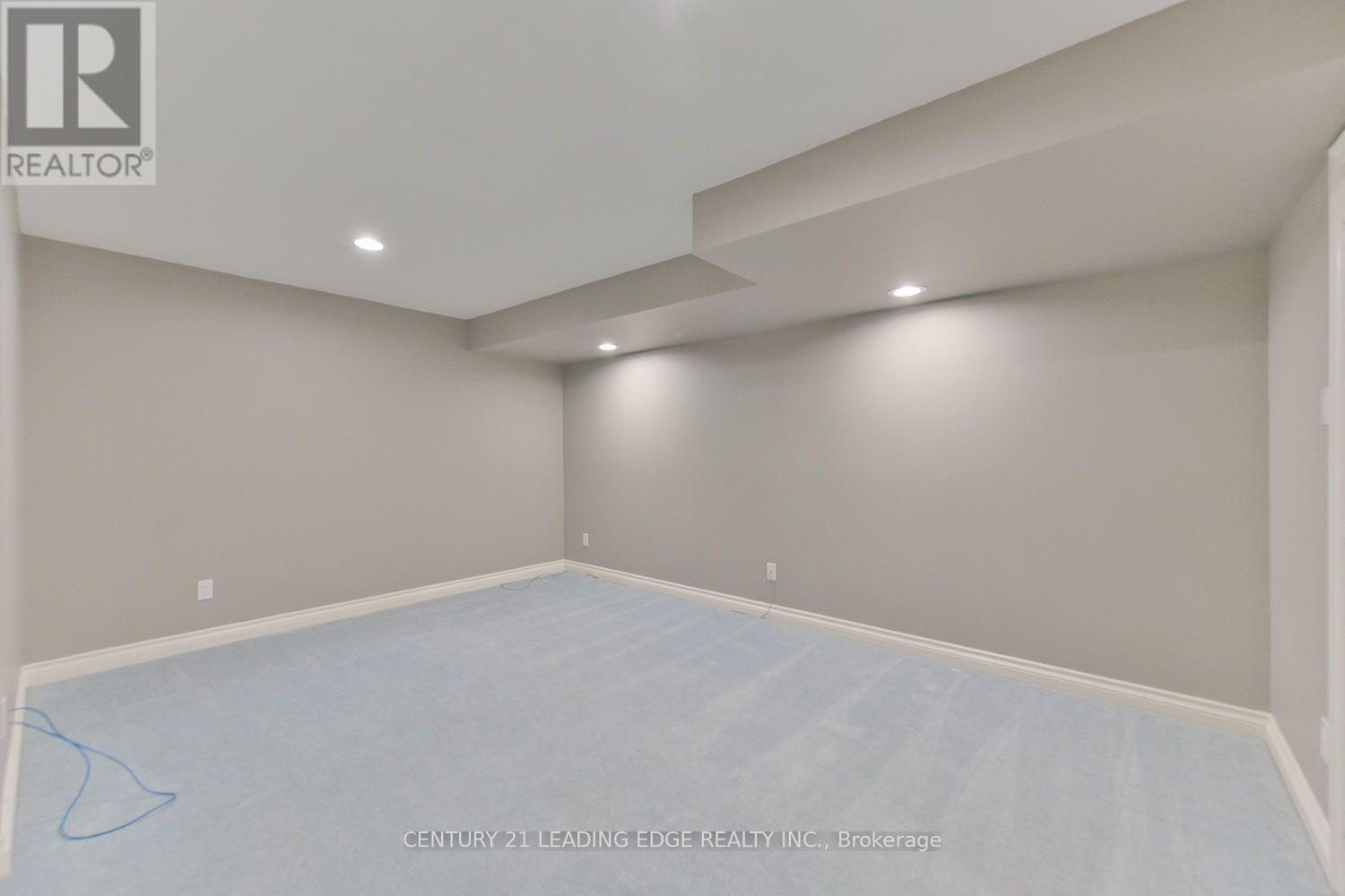 78 WRENWOOD COURT - 39