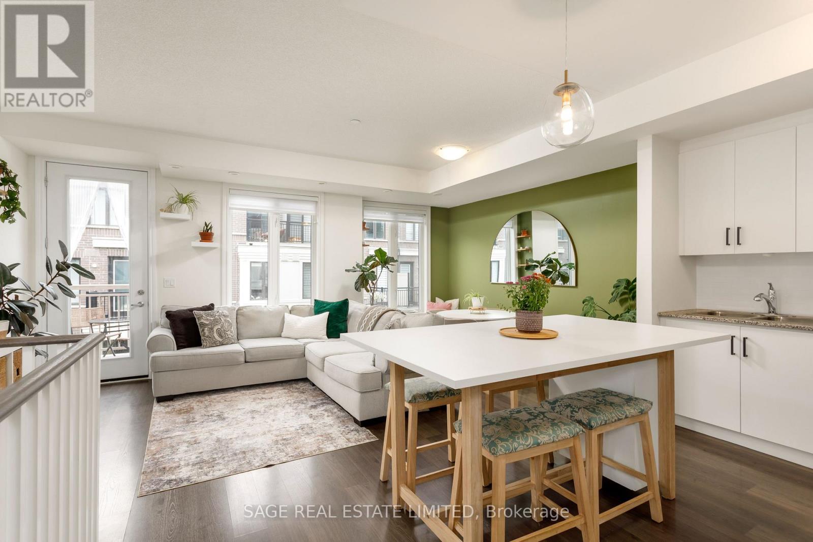 #27 140 LONG BRANCH AVENUE - 11