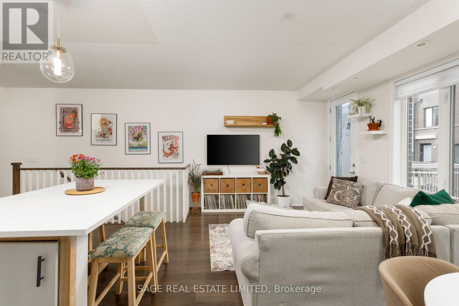 #27 140 LONG BRANCH AVENUE - 5