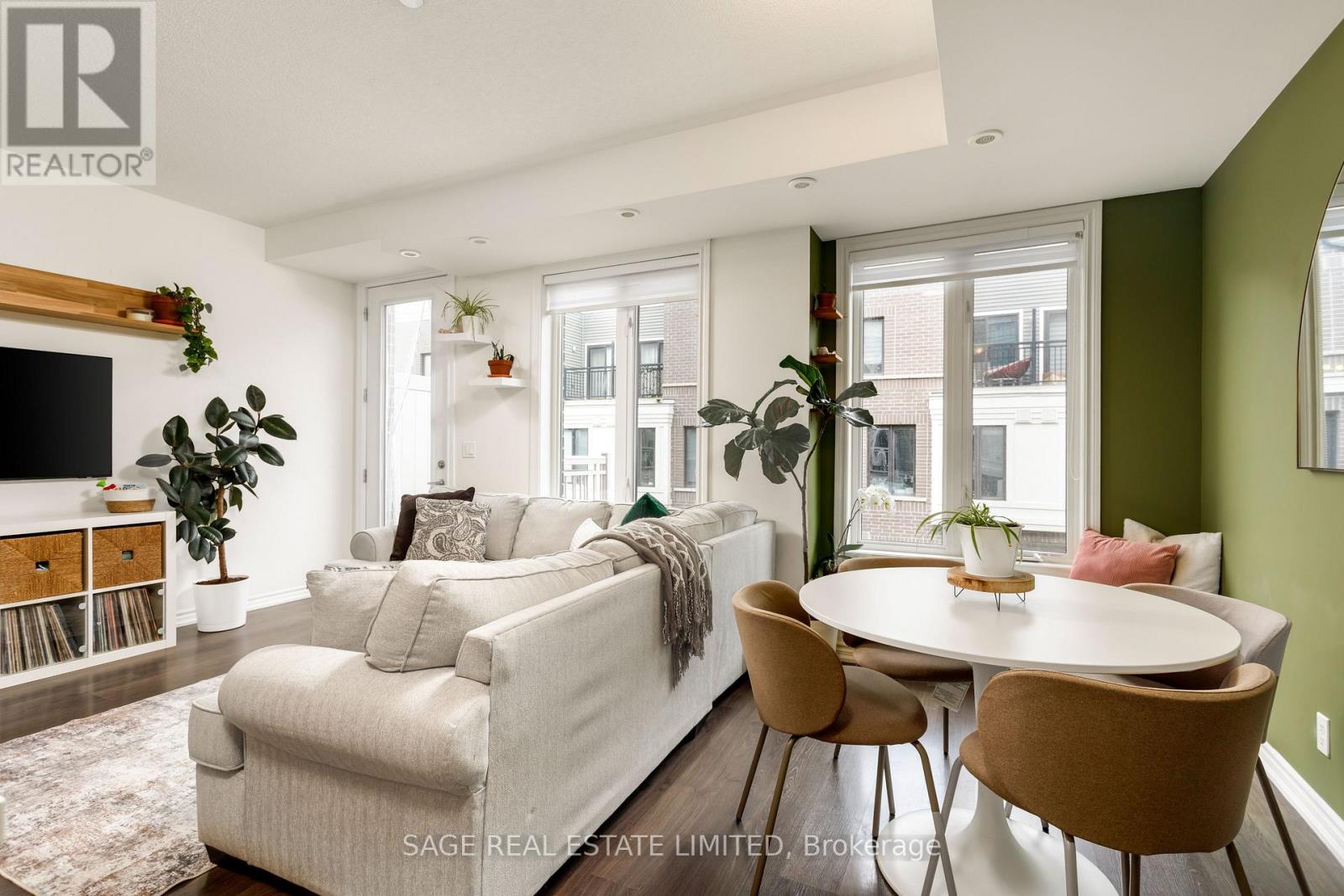 #27 140 LONG BRANCH AVENUE - 9