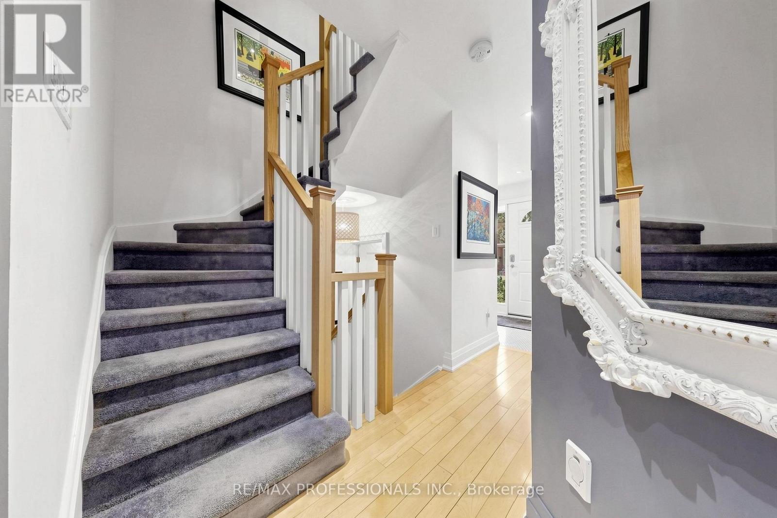 #15A 1064 QUEEN STREET W - 13