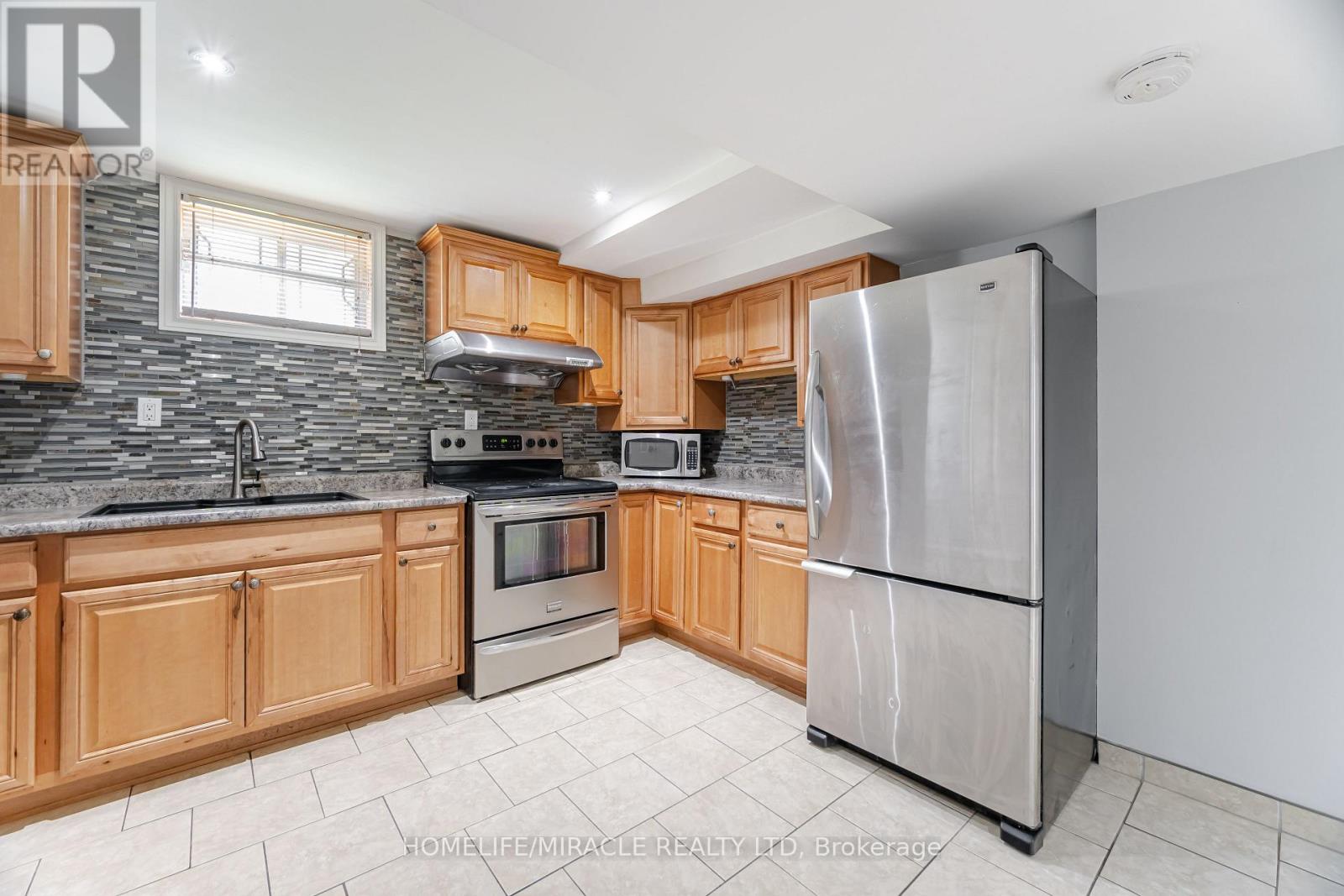 41 BRADSTOCK ROAD - Image 29