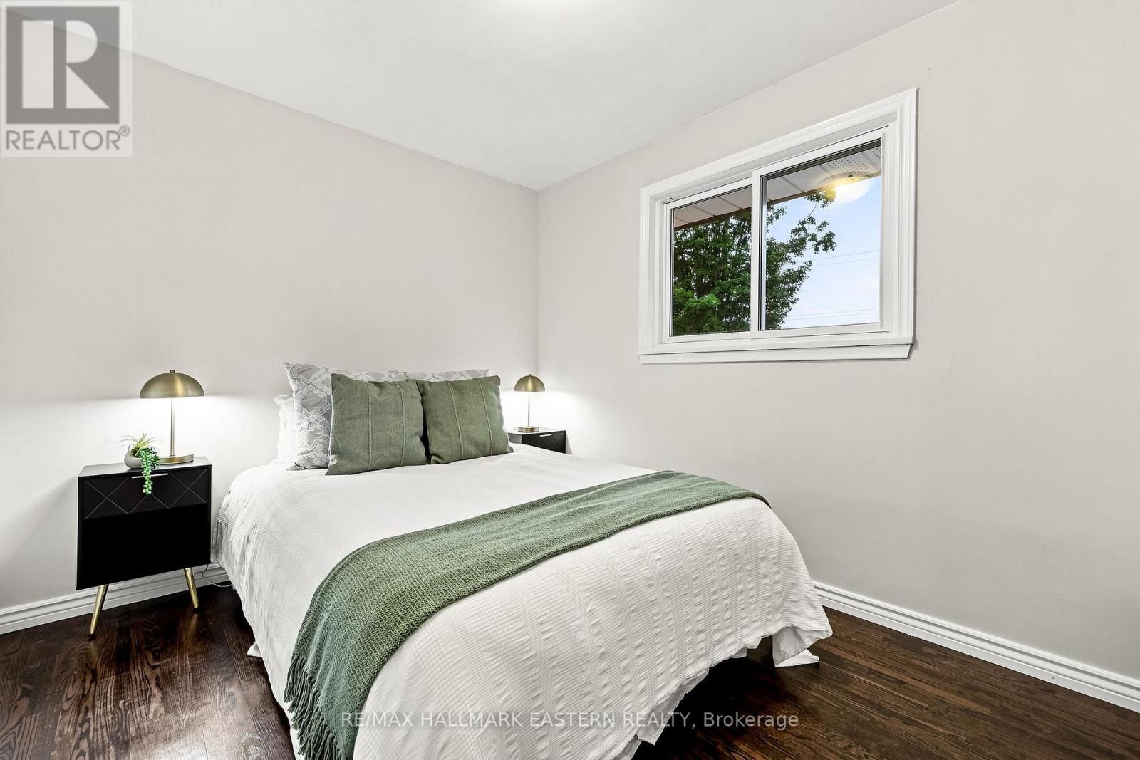 22 KINGDON AVENUE - Image 16