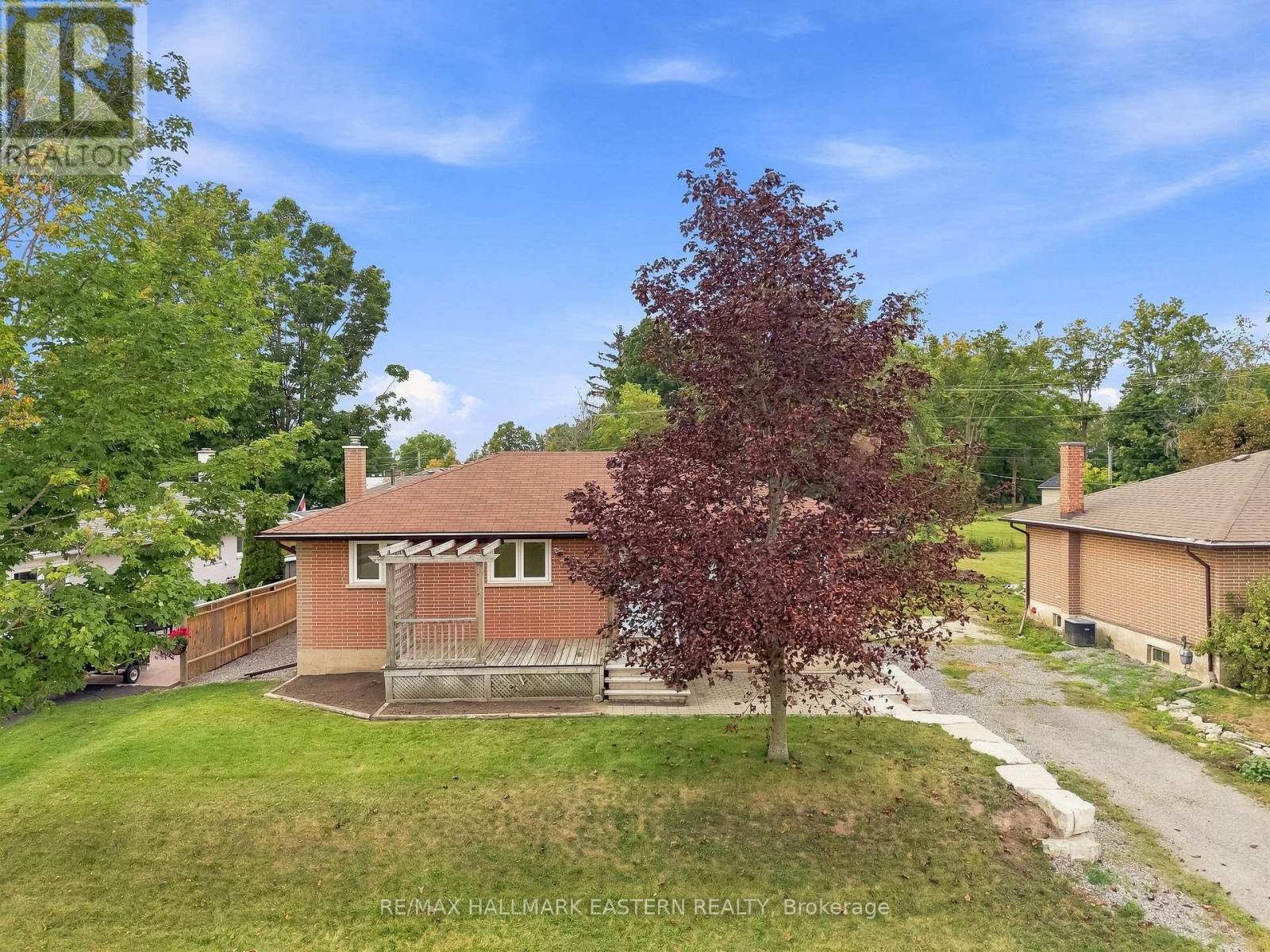 22 KINGDON AVENUE - Image 40