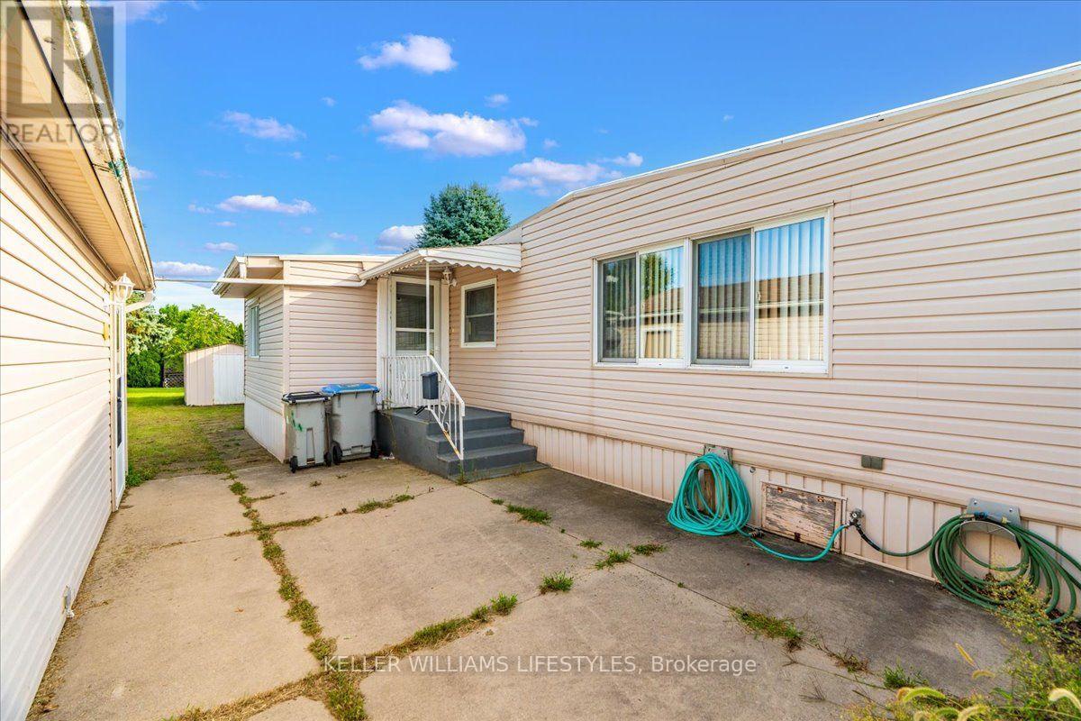 8 STEWART STREET, Strathroy-Caradoc (SE) — photo 6