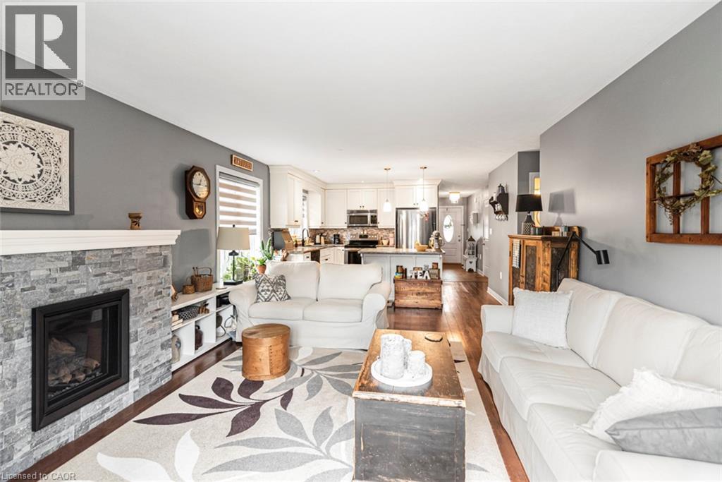 70 POSTMA Drive - Image 15
