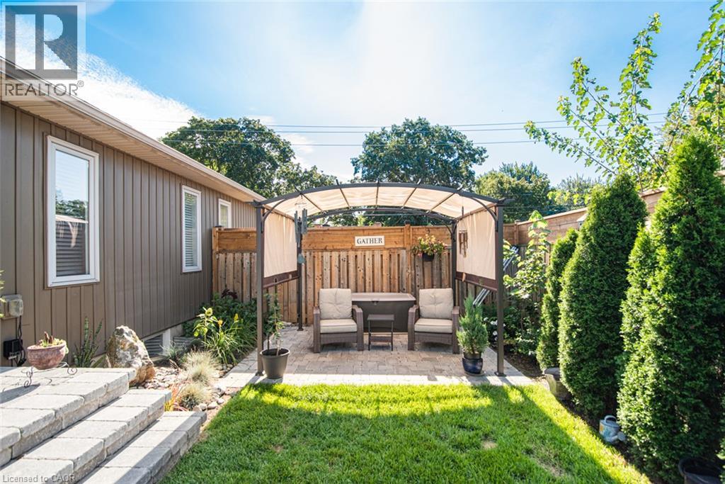 70 POSTMA Drive - Image 37