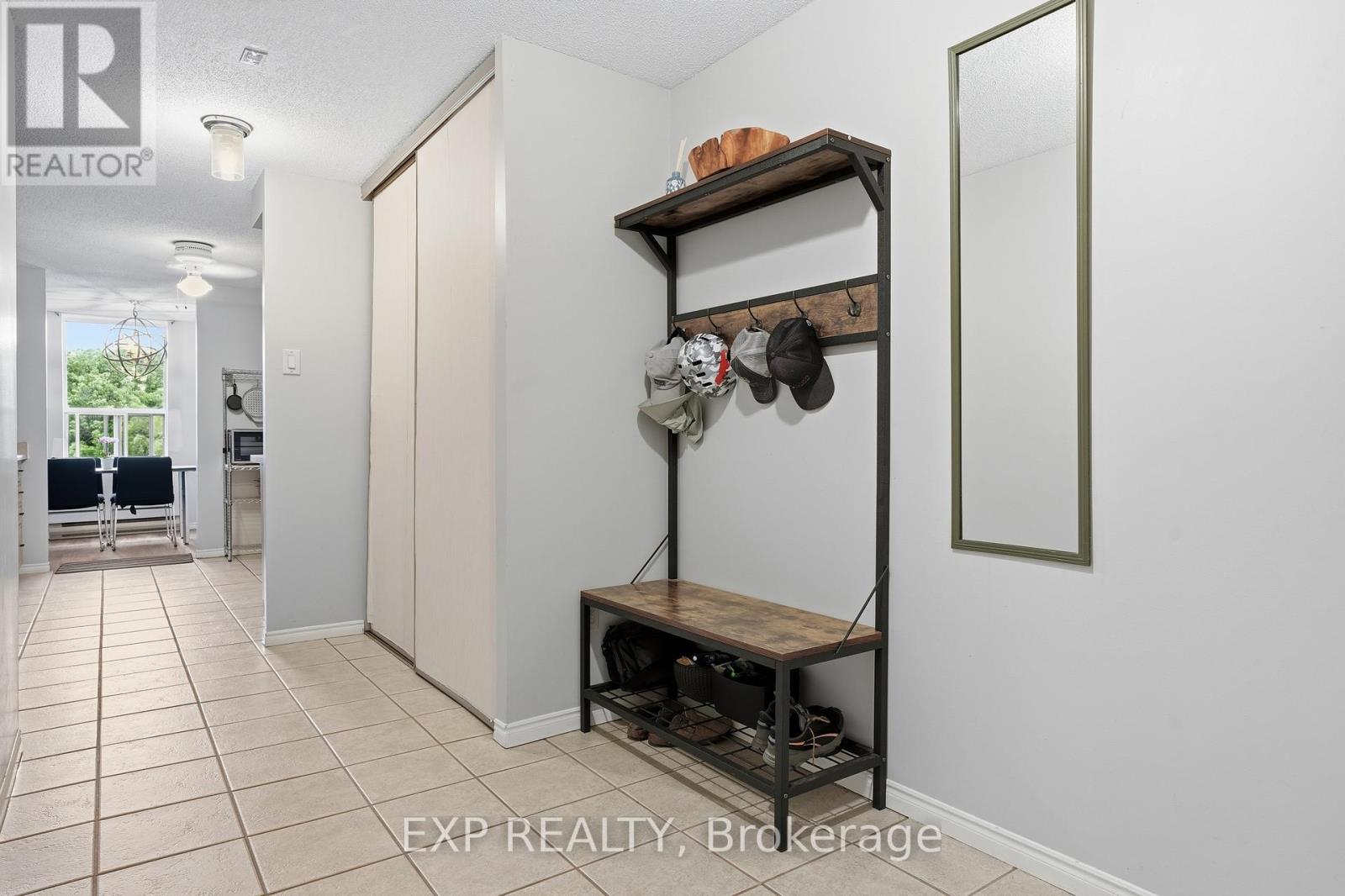 1012 - 55 GREEN VALLEY DRIVE — photo 3