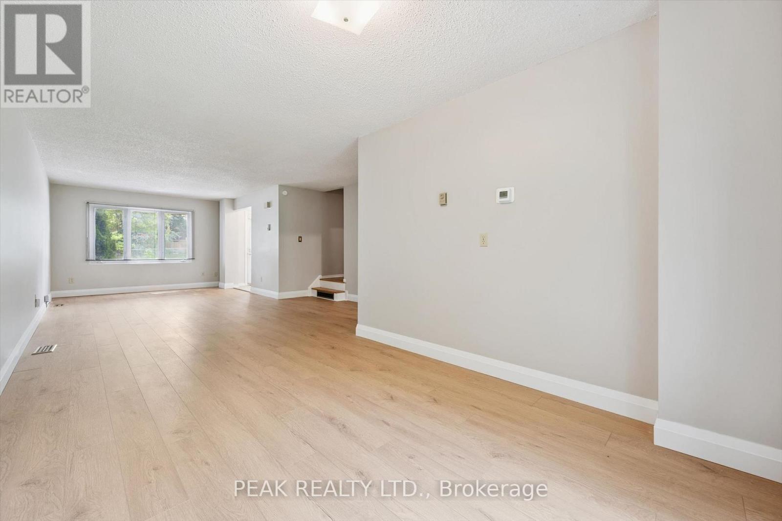 657B ALBERT STREET - 17