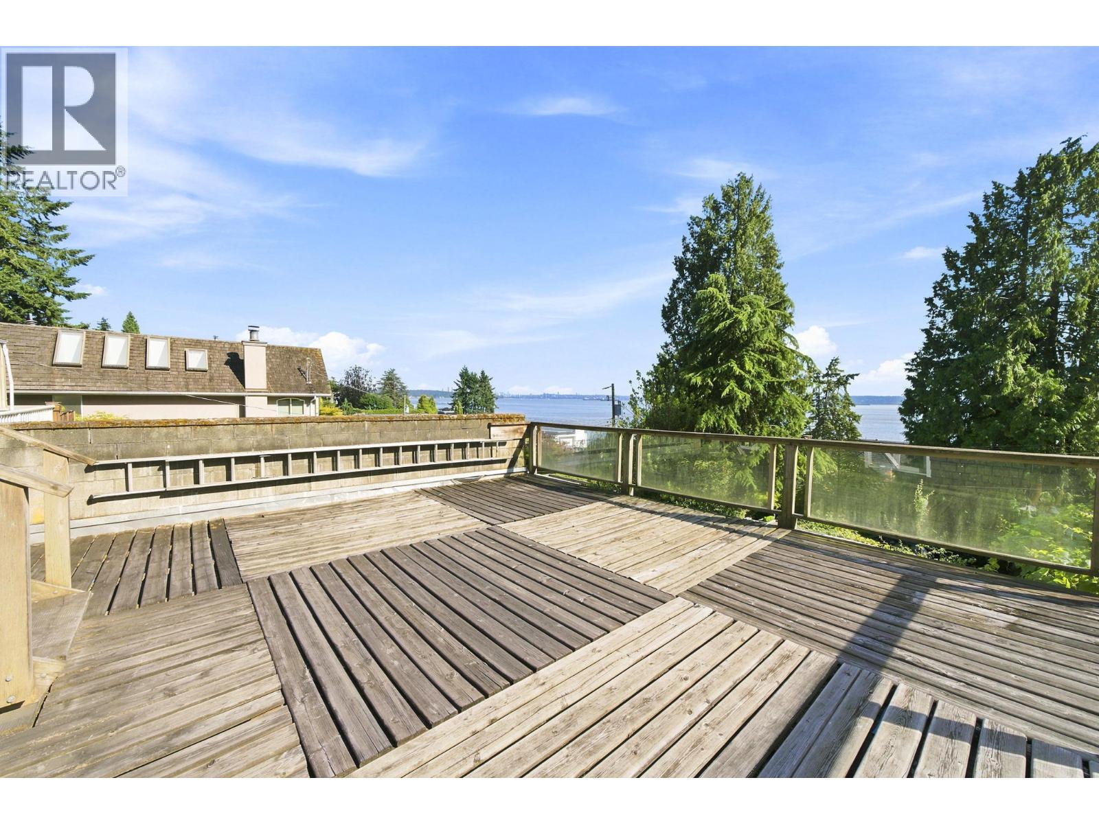 3396 MARINE DRIVE, West Vancouver