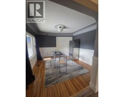 Photo 11 of 38, 2550 LAURIER CRESCENT · Prince George, BC