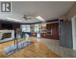 Photo 14 of 38, 2550 LAURIER CRESCENT · Prince George, BC