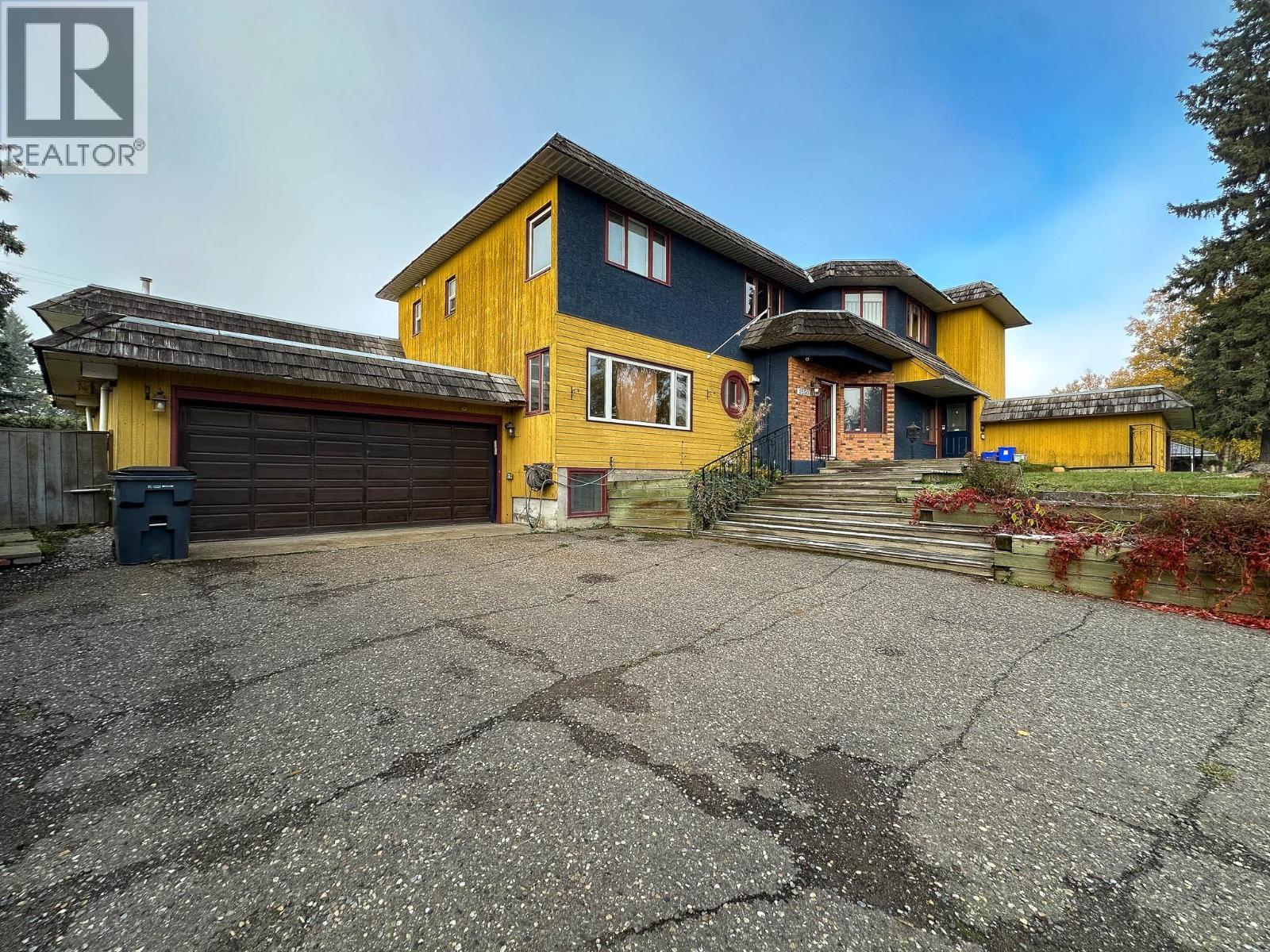 2550 LAURIER CRESCENT - Image 37