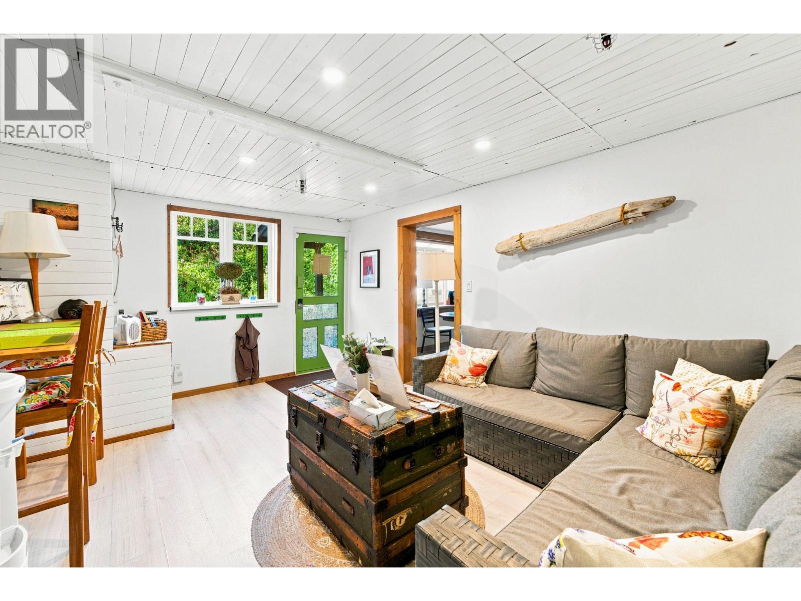 3396 MARINE DRIVE, West Vancouver