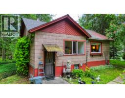 7022 Highway 3a, Balfour, BC V1L6R9 Photo 11