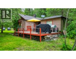 7022 Highway 3a, Balfour, BC V1L6R9 Photo 12