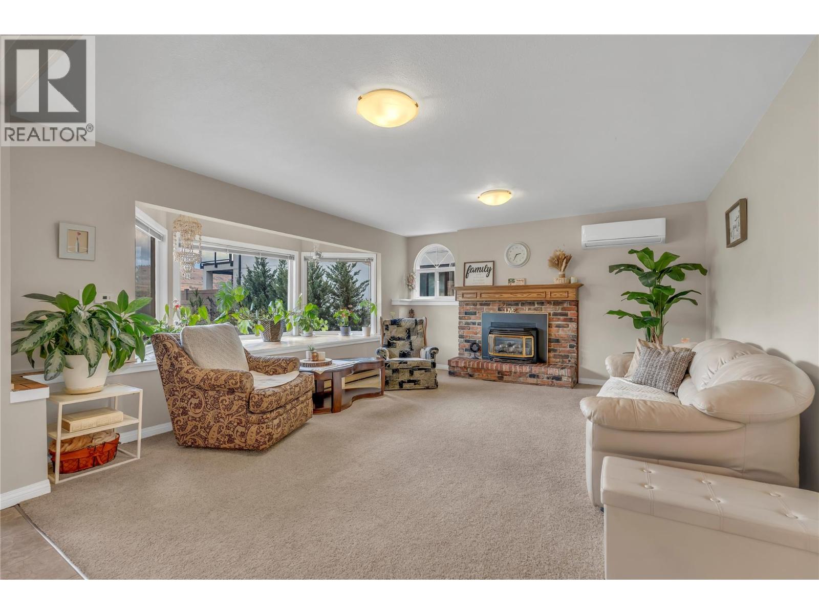 6764 Lakeside Drive, Oliver