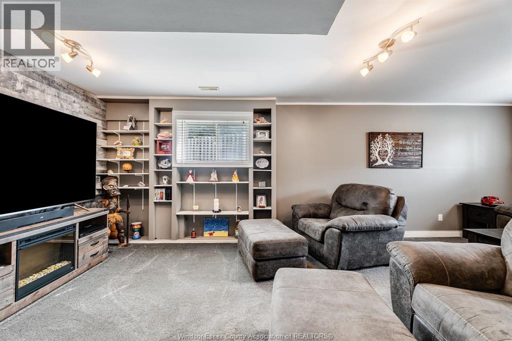 34 Massey DRIVE - 19