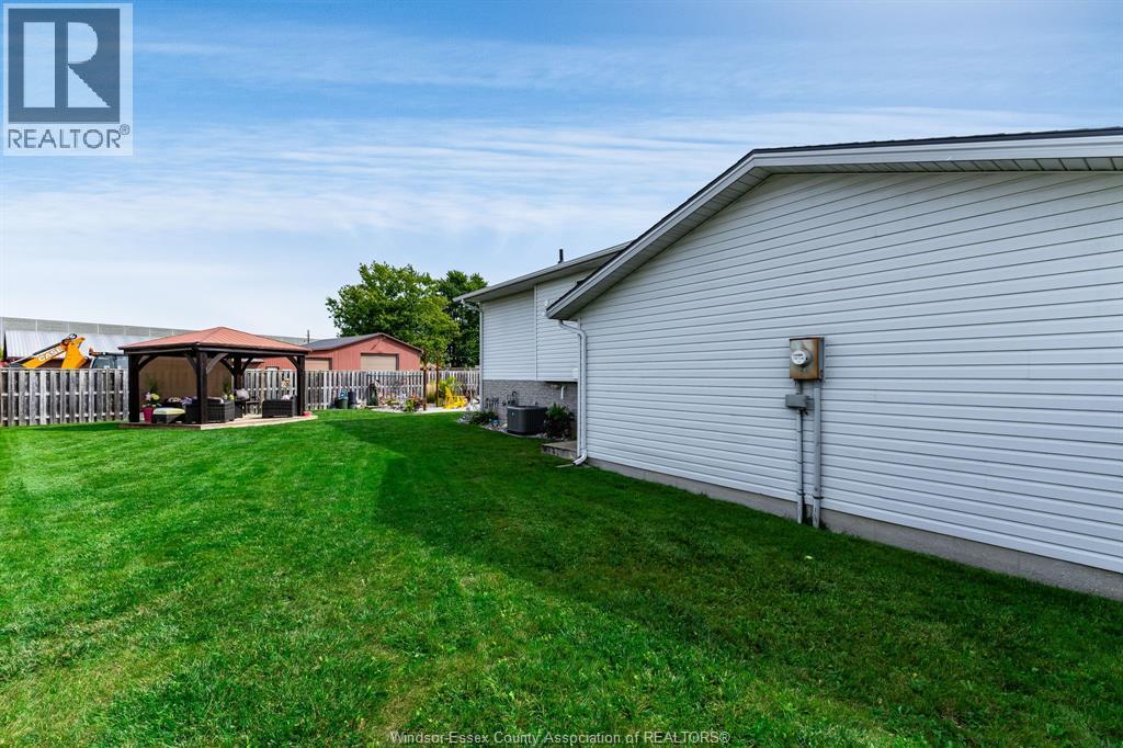 34 Massey DRIVE - 29