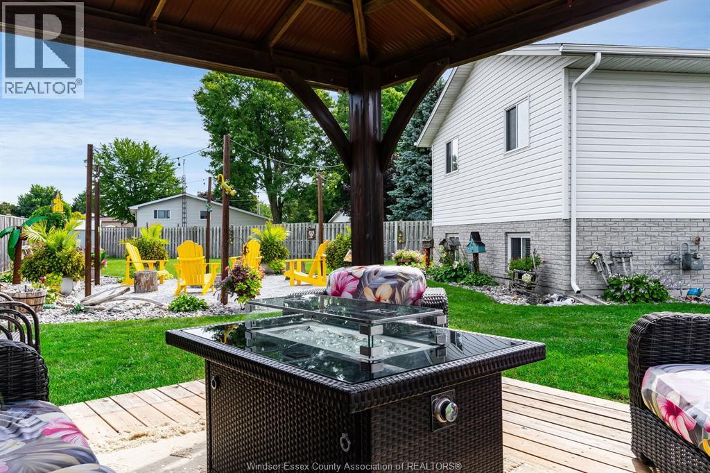 34 Massey DRIVE - 32
