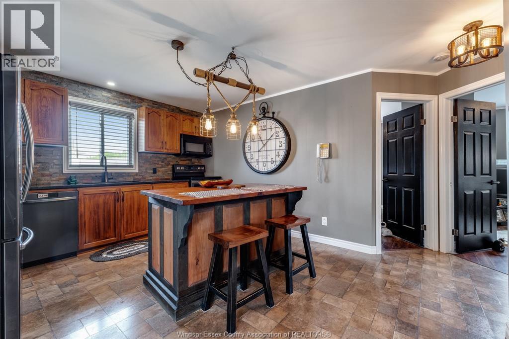 34 Massey DRIVE - 6