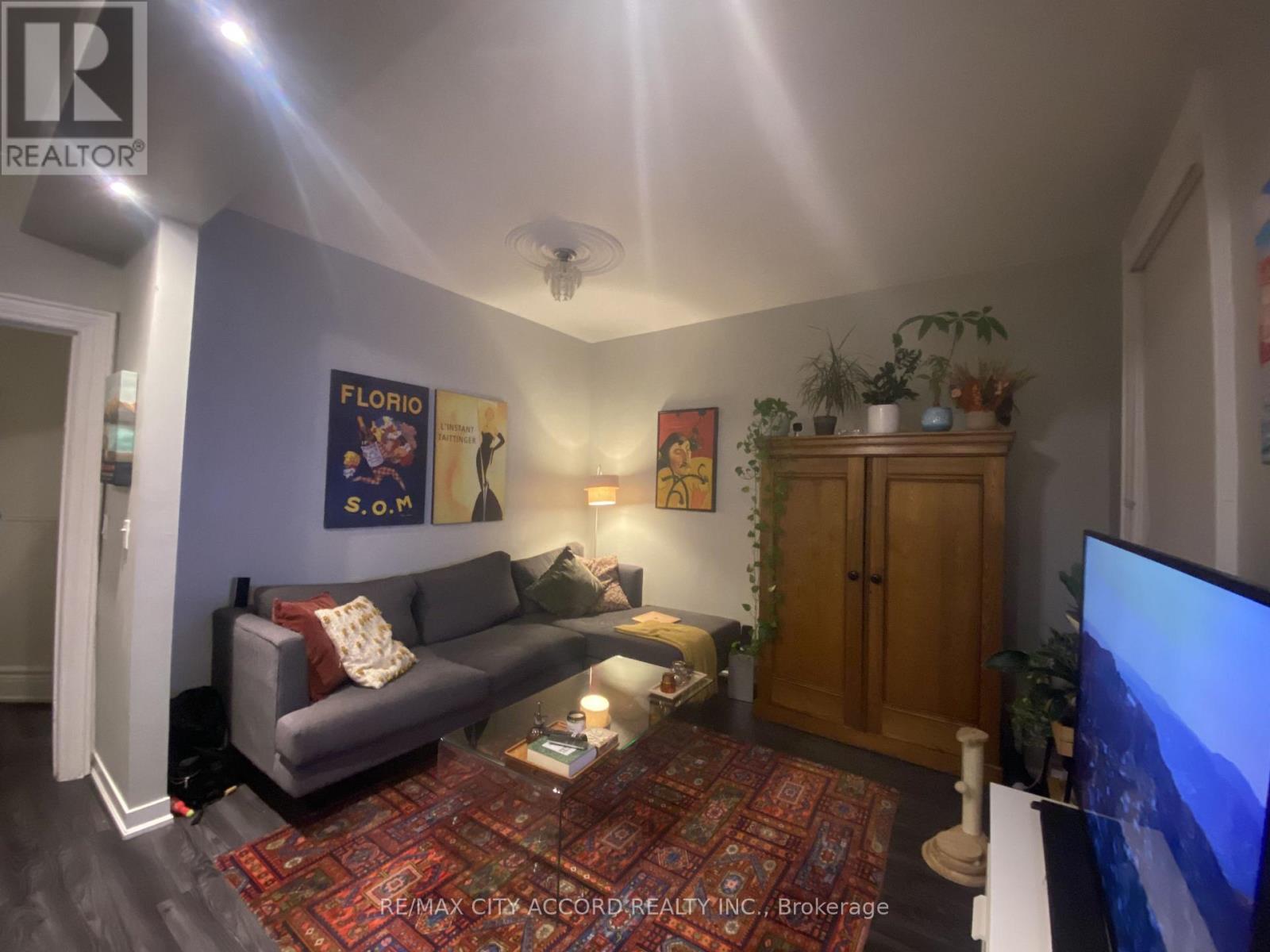 MAIN FLOOR - 282 GLADSTONE AVENUE, Toronto (Little Portugal) — photo 7