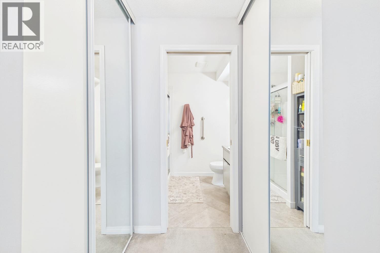 302 987 KLO Road, Kelowna