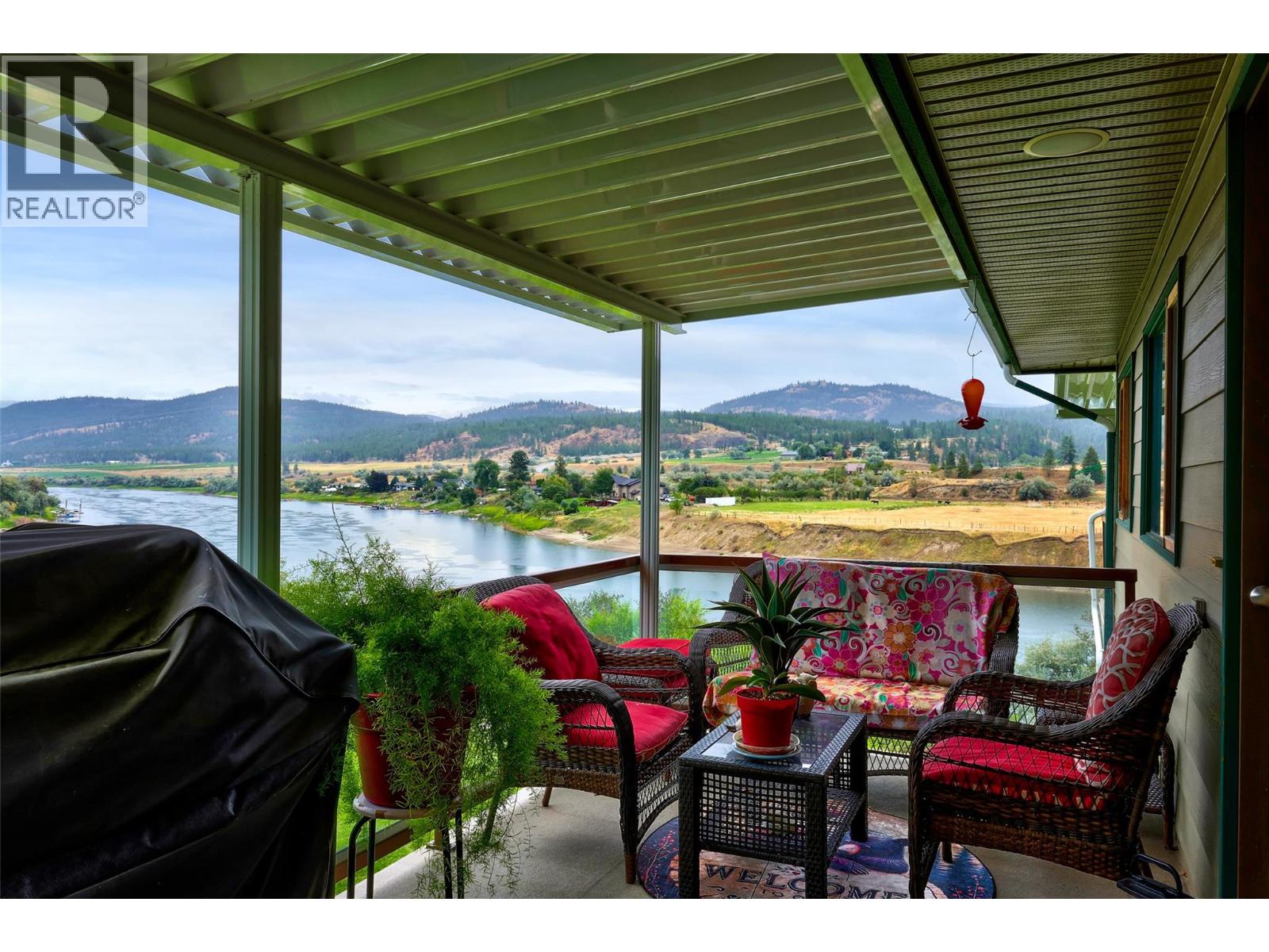 3892 Shuswap Road E - Image 5