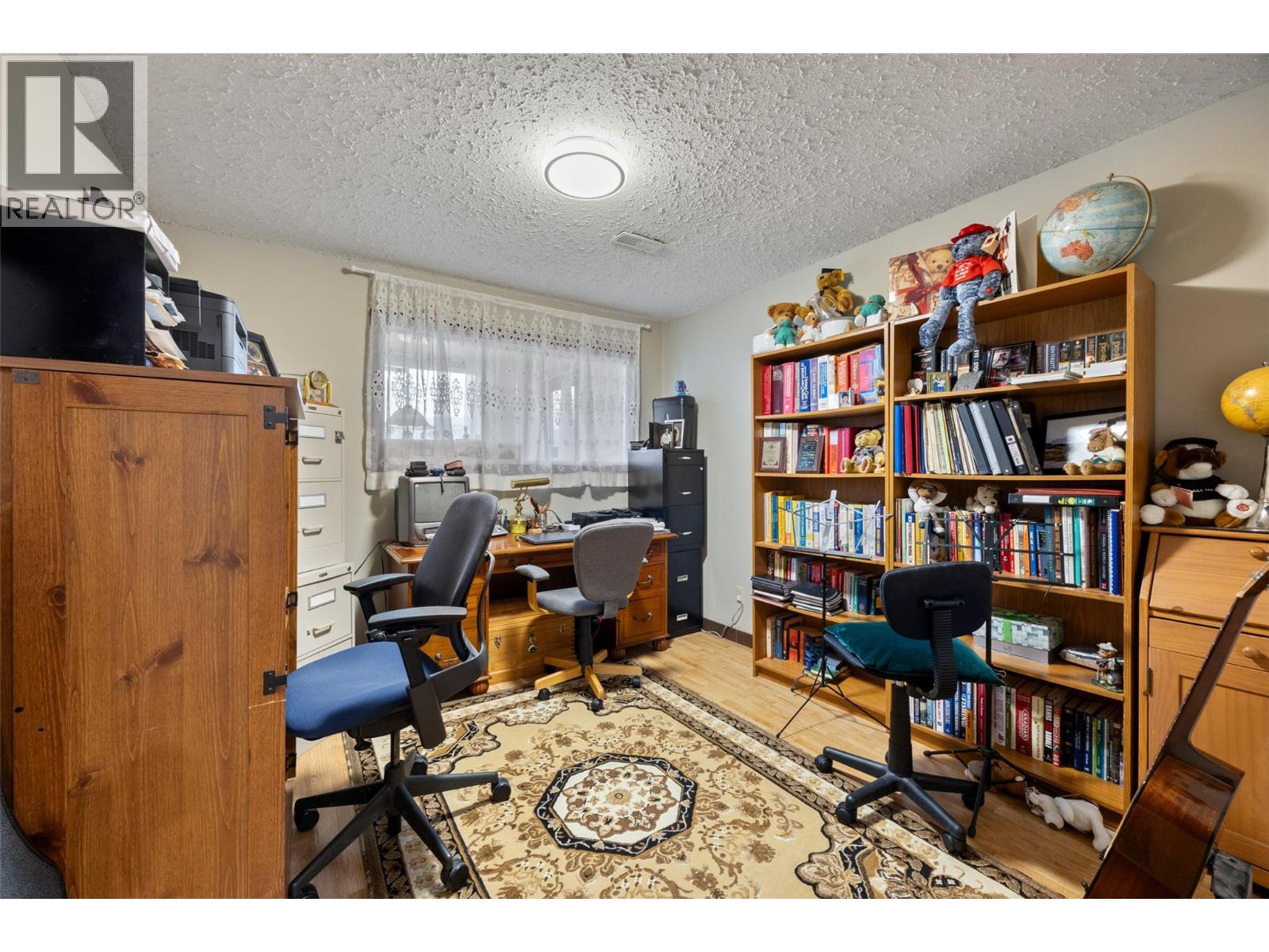 3892 Shuswap Road E - 57