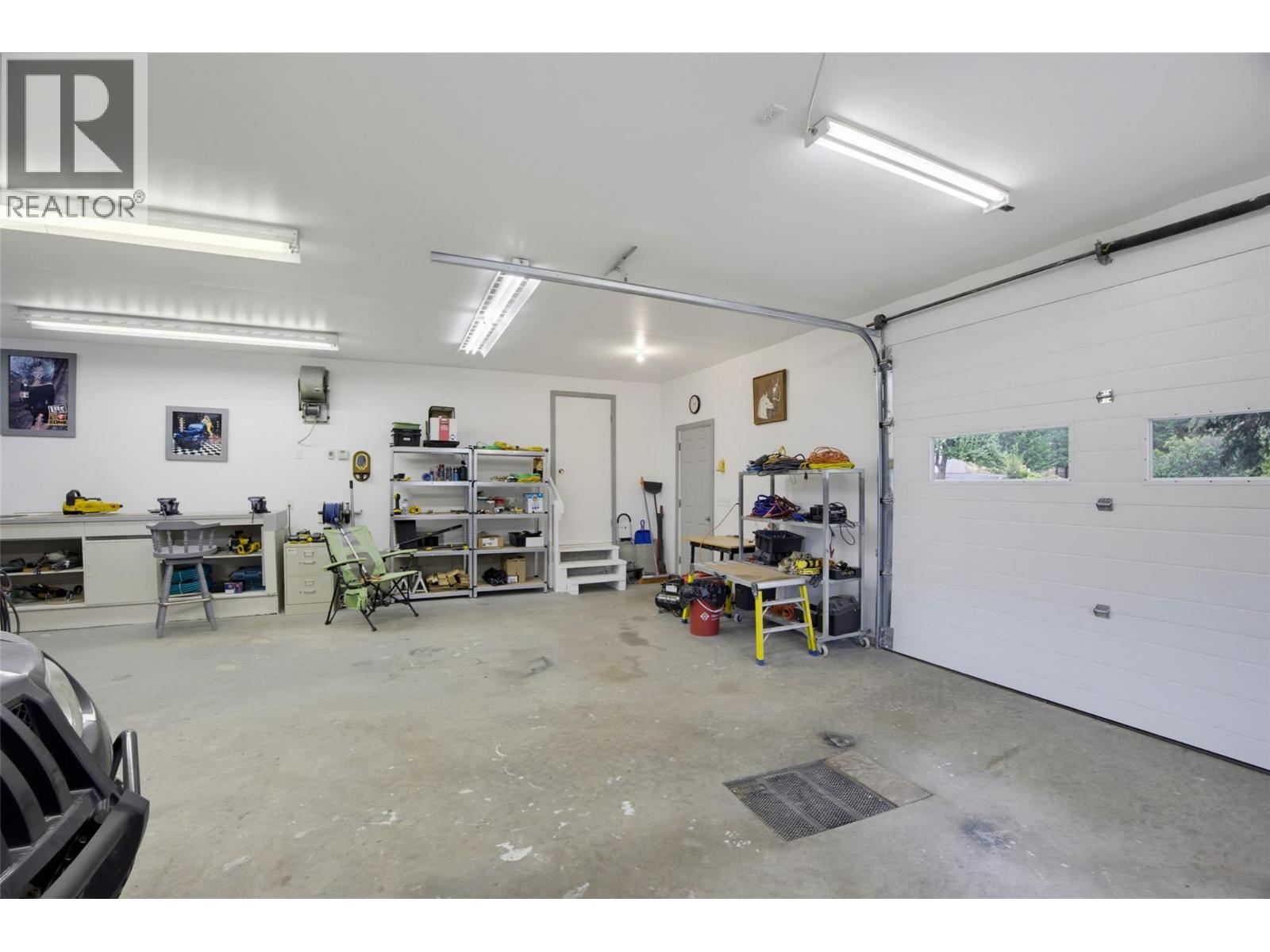 3892 Shuswap Road E - 67