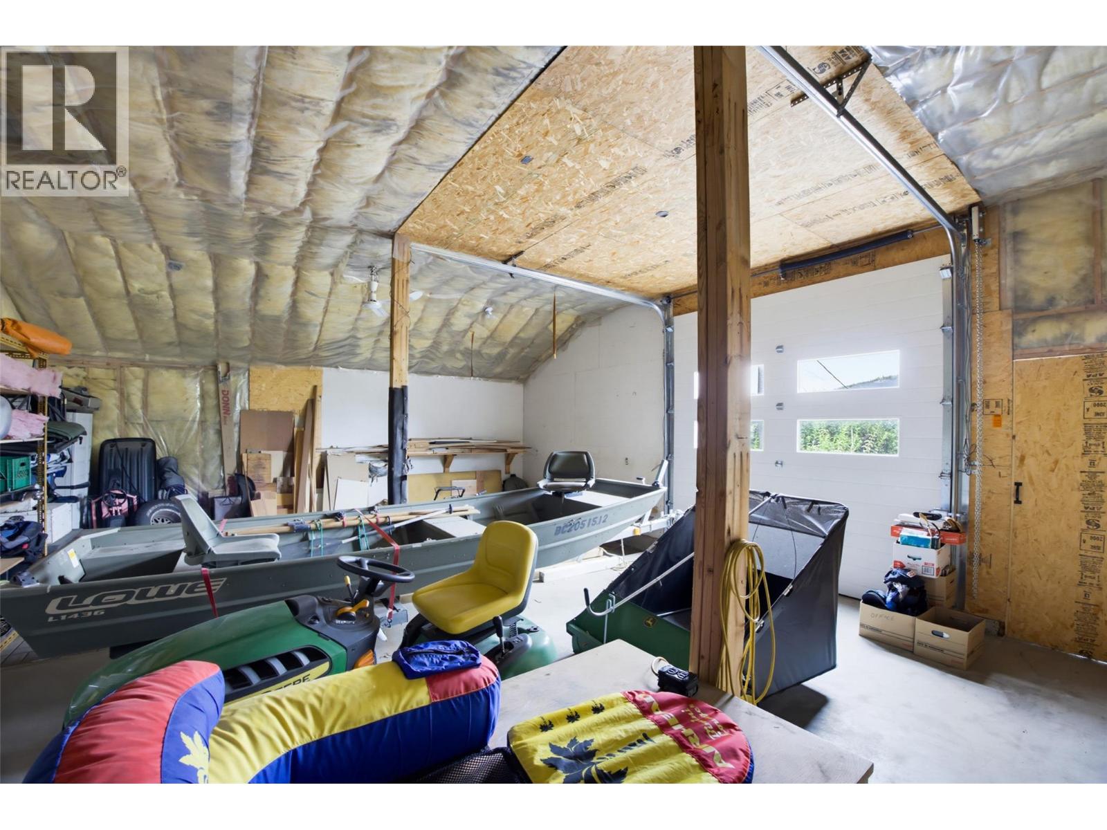3892 Shuswap Road E - 71