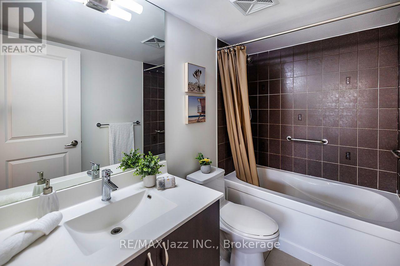#212 1235 BAYLY STREET - Image 19