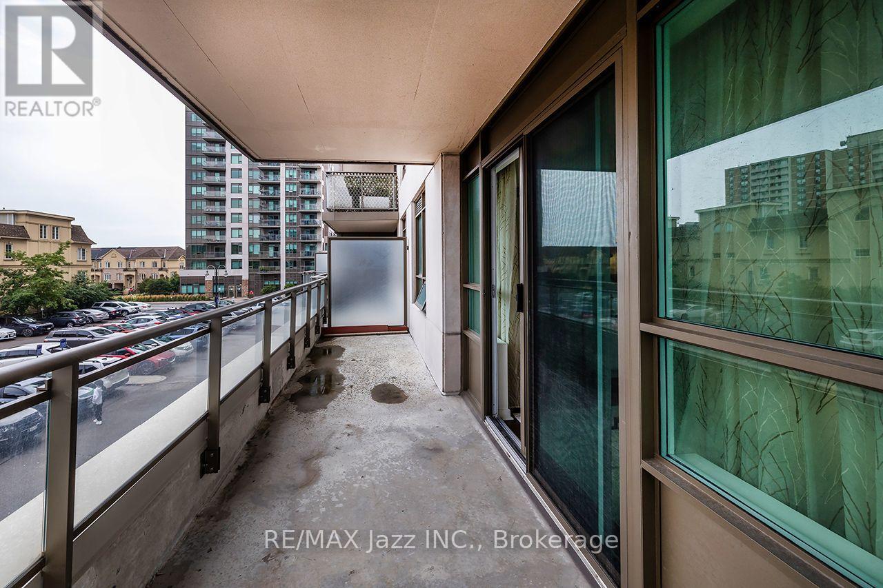 #212 1235 BAYLY STREET - 25