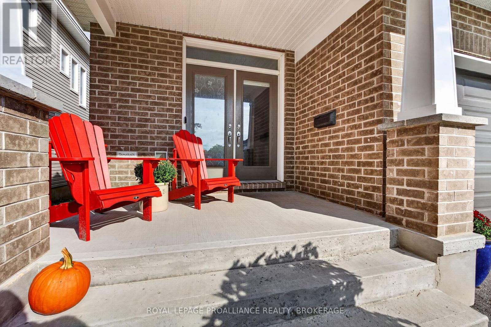 1118 ESCALA CRESCENT - 3