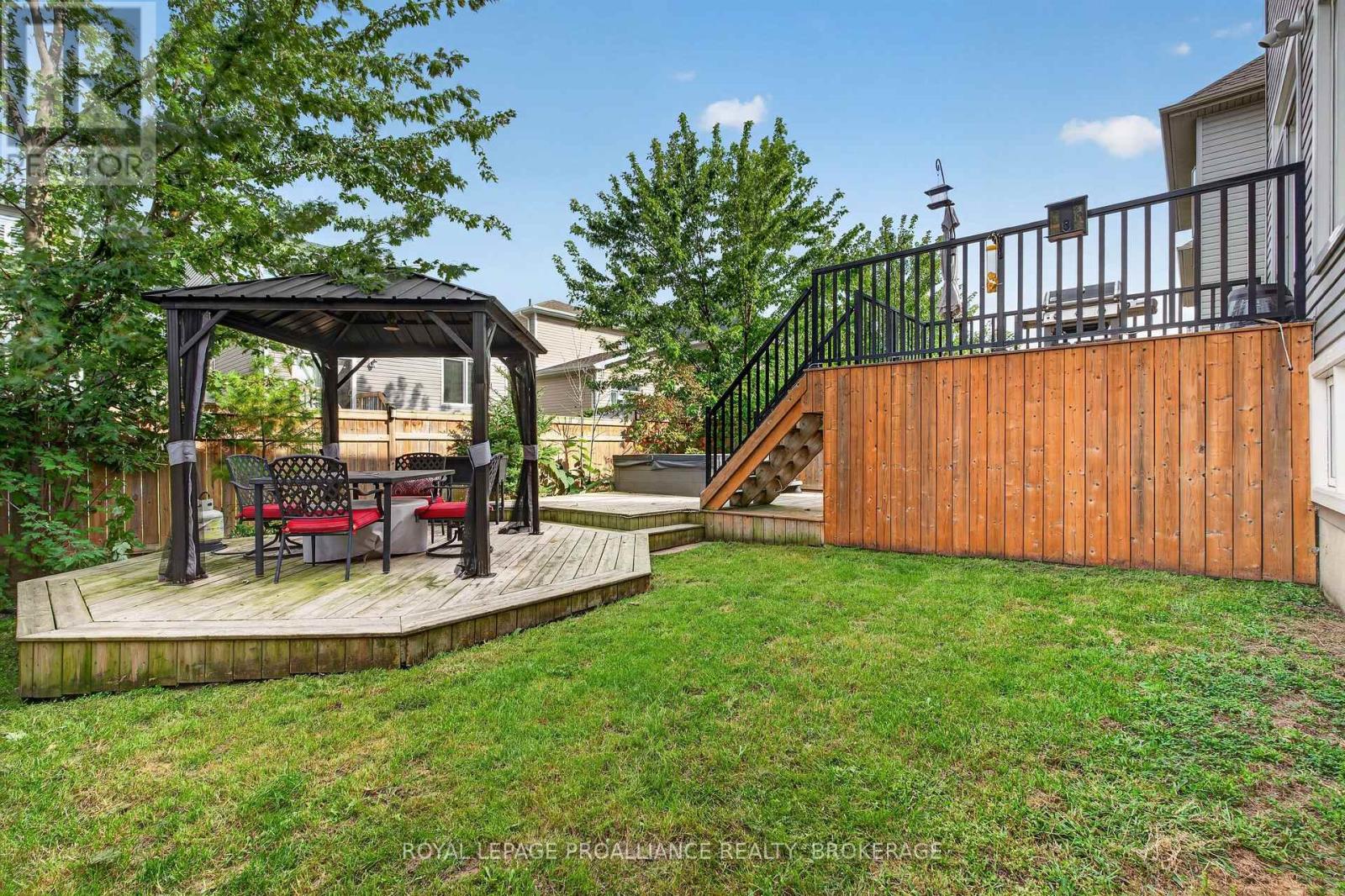 1118 ESCALA CRESCENT - 45