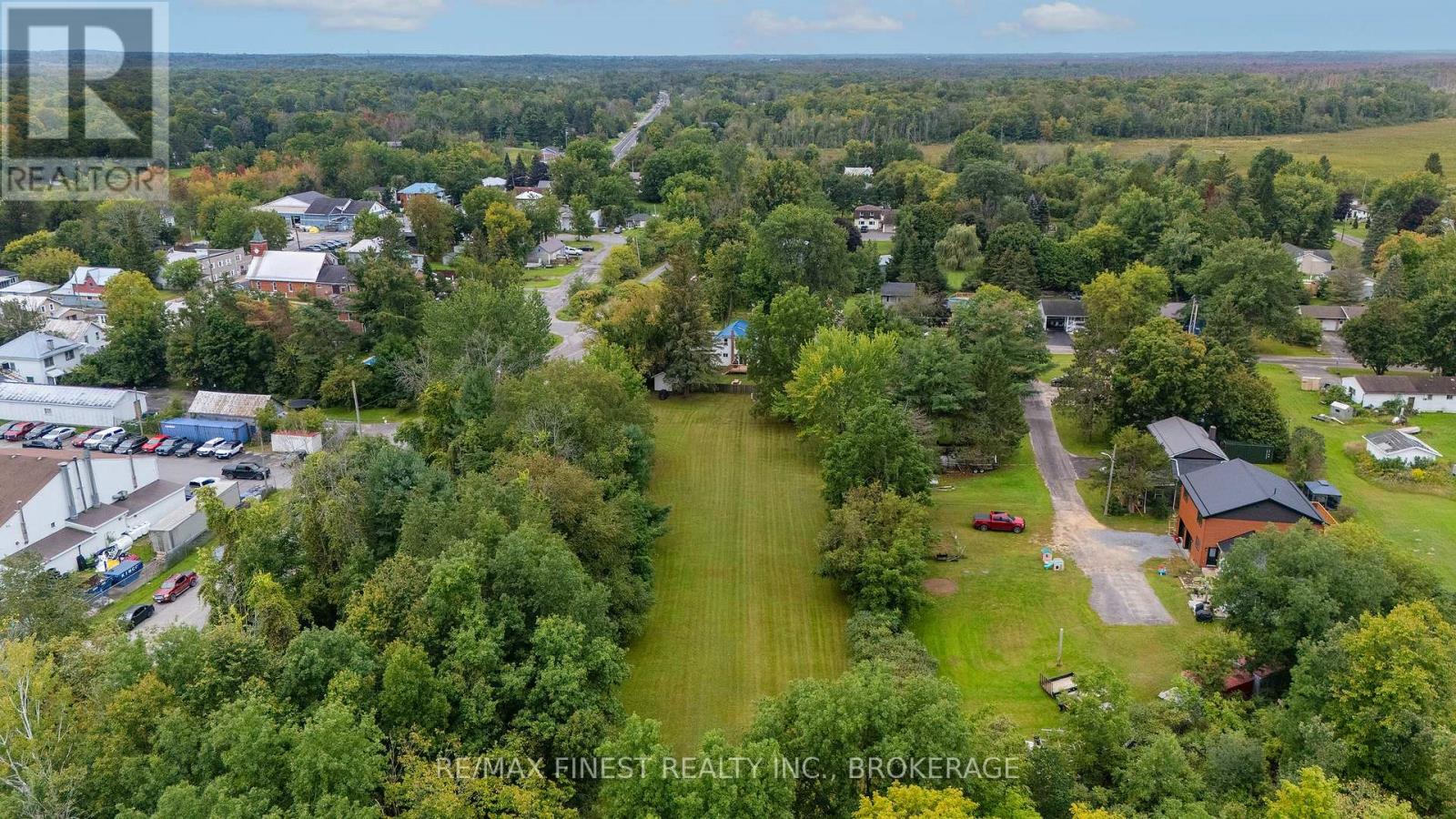 6074 BANK STREET - Image 49
