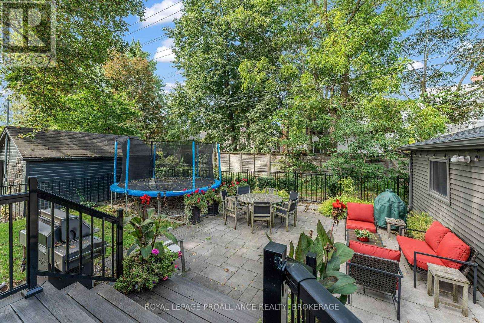 32 KENSINGTON AVENUE - 35