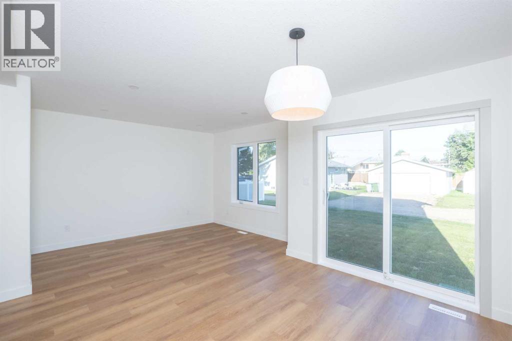 #B 9315 99 Avenue - 14
