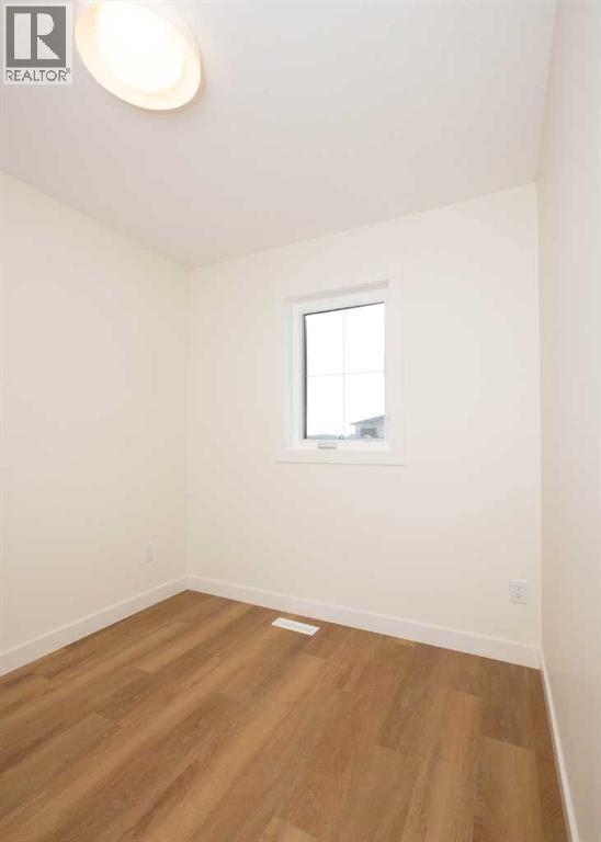 #B 9315 99 Avenue - 19