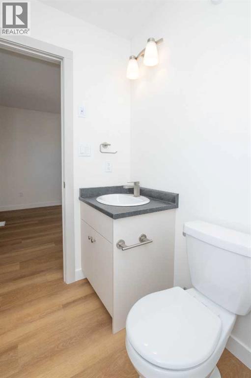 #B 9315 99 Avenue - 34