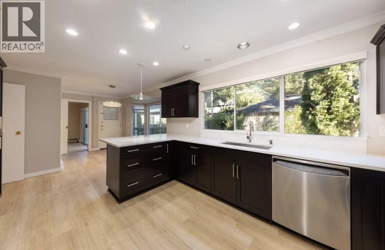 4000 W 33RD AVENUE, Vancouver — photo 3