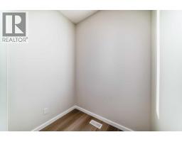 Laundry room - 828 Sora Boulevard Se, Calgary, AB T3S1C7 Photo 14