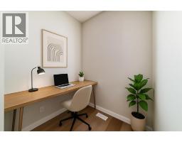 828 Sora Boulevard SE - photo 3
