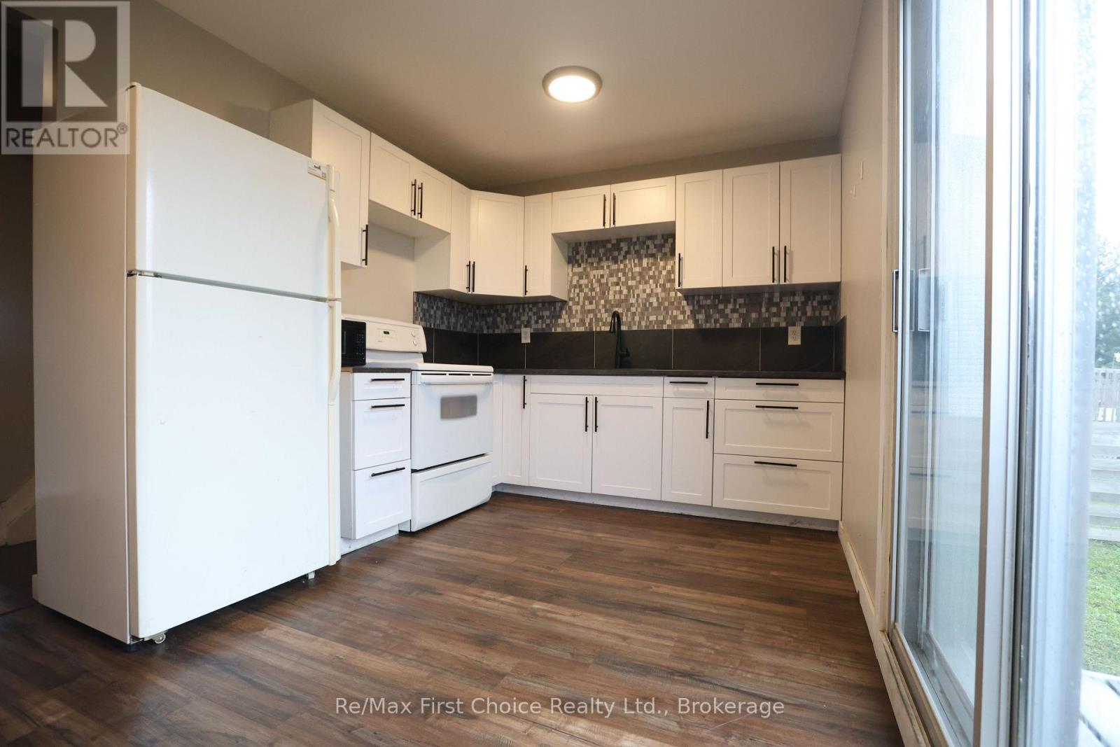 569 MCGILL CRESCENT - 5