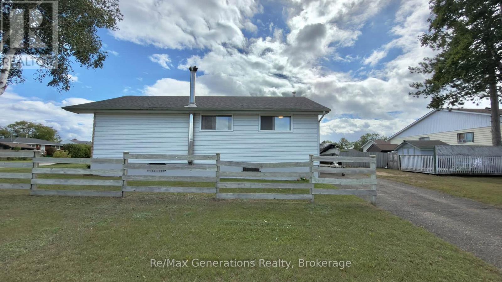 177 MATTHEWS STREET - 23