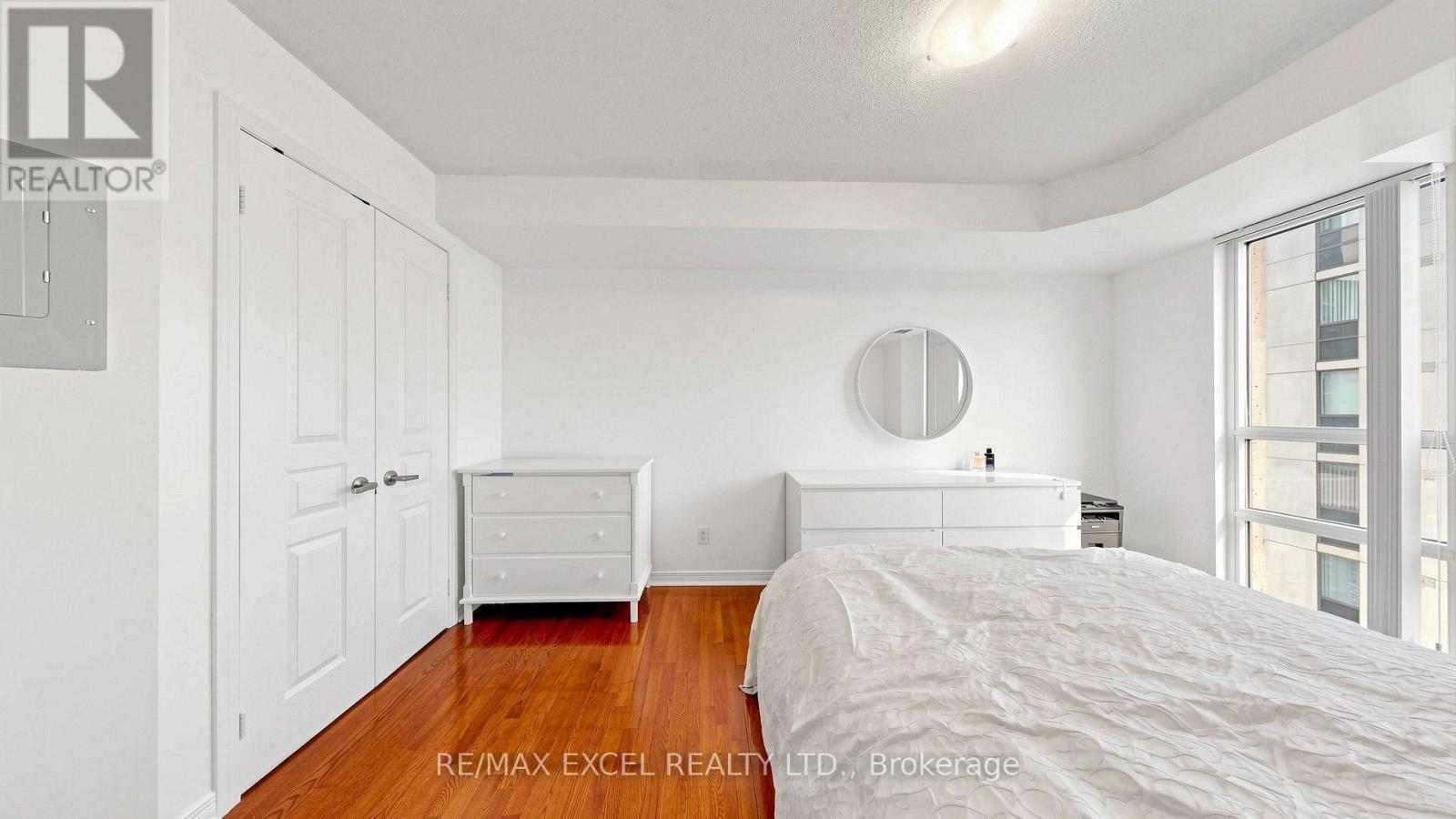 #1603 509 BEECROFT ROAD - 19