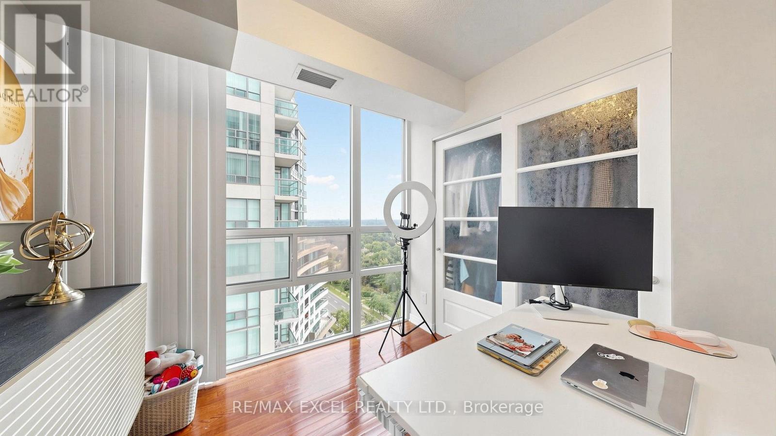 #1603 509 BEECROFT ROAD - 20