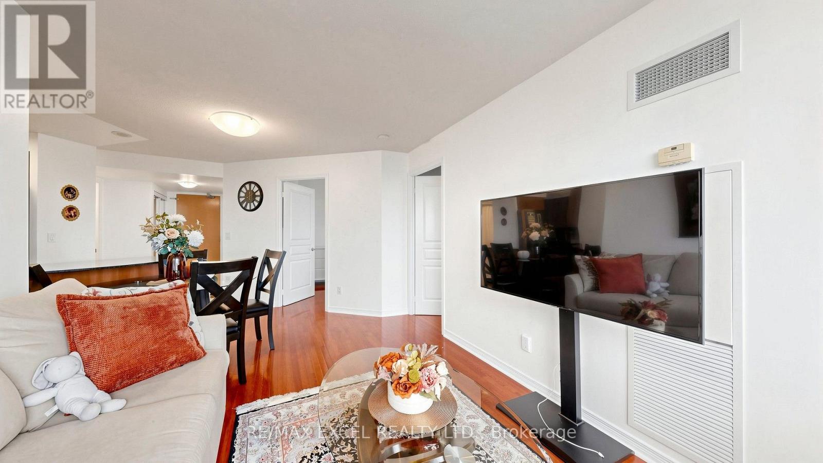 #1603 509 BEECROFT ROAD - 9